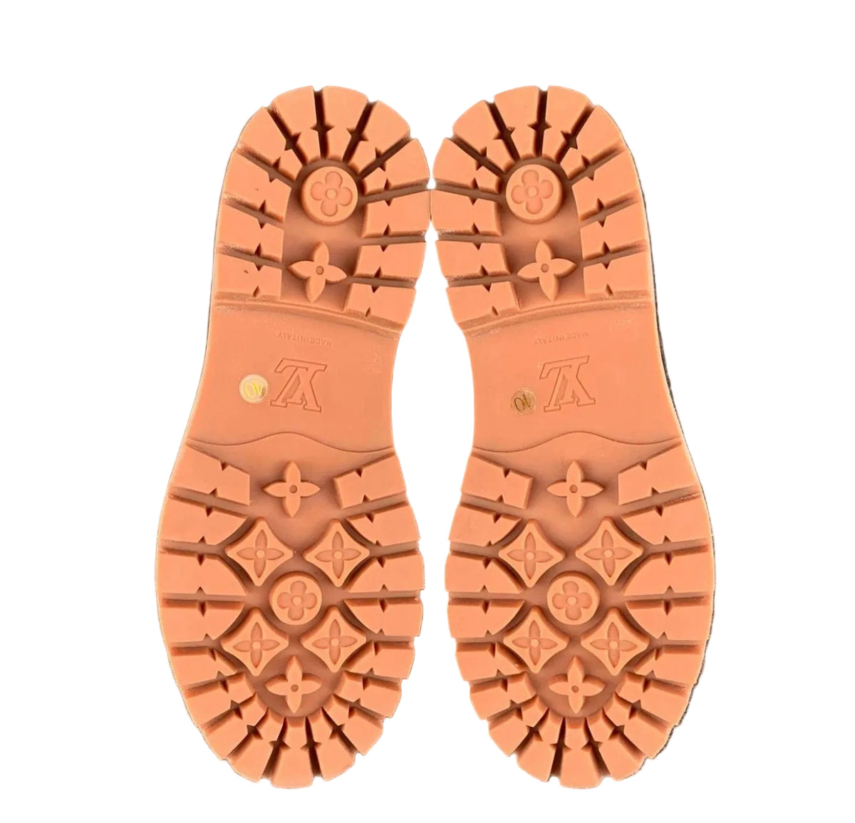 LOUIS VUITTON TIMBERLAND BOOTS (WOMEN)