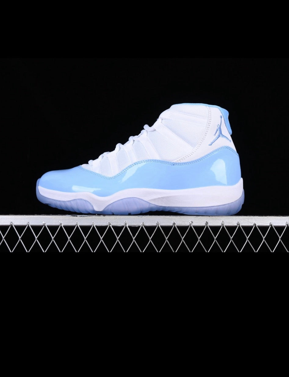 JORDAN RETRO 11 (WOMEN)