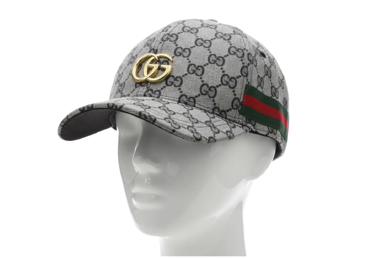 Gucci GG Supreme baseball cap