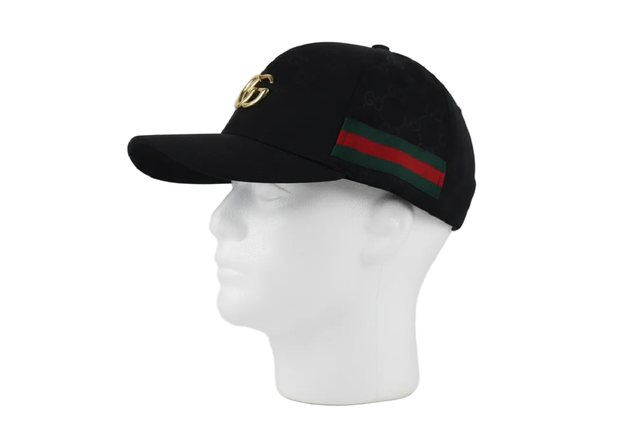 Gucci GG Supreme baseball cap