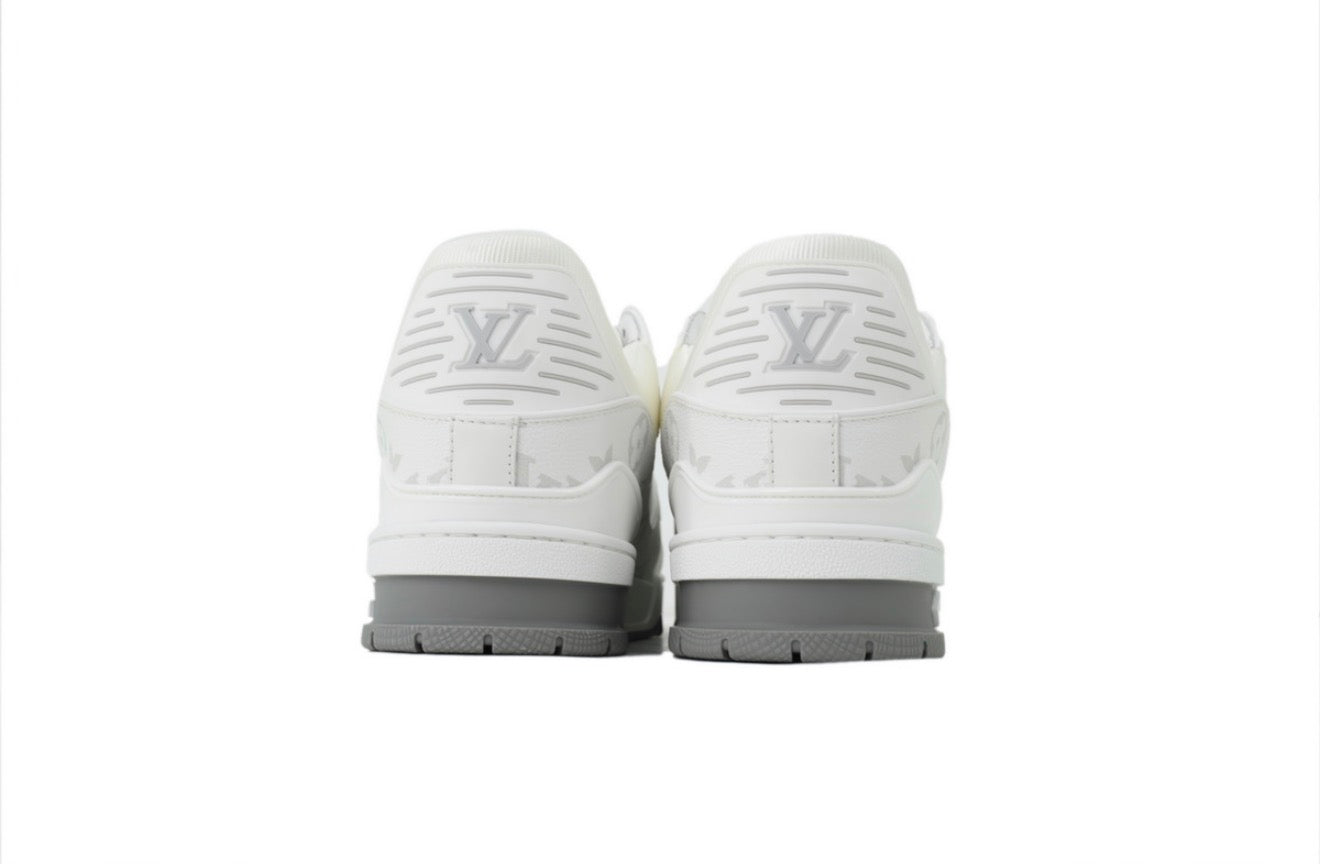 LOUIS VUITTON LV TRAINER (WOMEN)