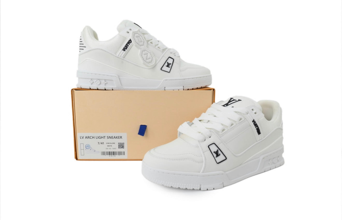 LOUIS VUITTON LV TRAINER (MEN)
